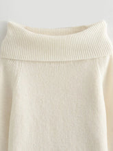 Charger l&#39;image dans la galerie, Knitted off-shoulder sweater with long sleeves
